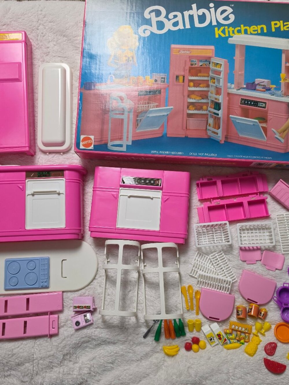 Vintage 1990 Barbie Kitchen Playset #7472 With Original Box